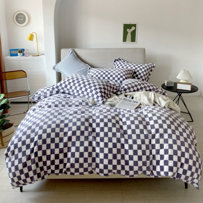 91家纺网 家纺一手货源 找家纺 棉生活 2021新款220g牛奶绒ins风绝绝子棋盘格四件套 摩卡白格