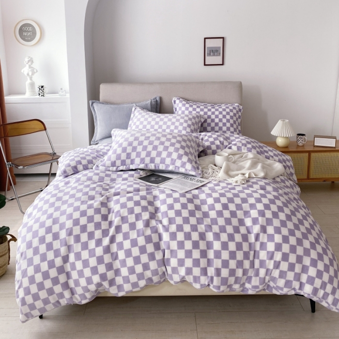 91家纺网 家纺一手货源 找家纺 棉生活 2021新款220g牛奶绒ins风绝绝子棋盘格四件套 烟紫白格