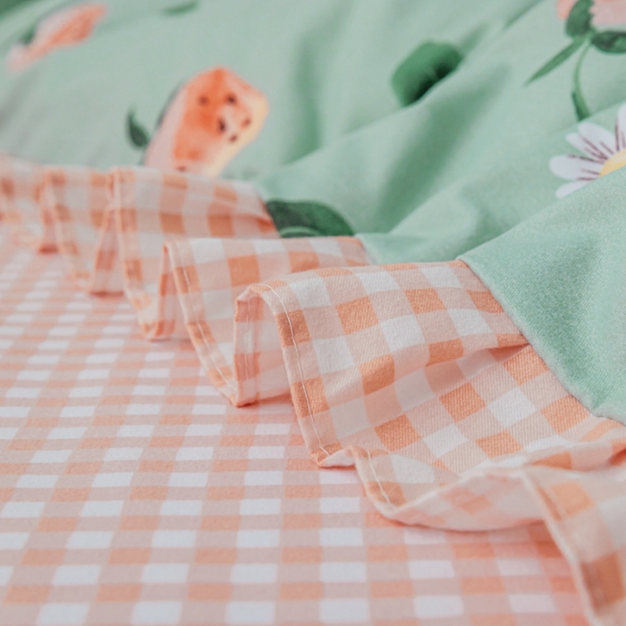 91家纺网 家纺一手货源 找家纺 靓生活 2021新款韩版磨毛四件套 草莓恋人-清新绿