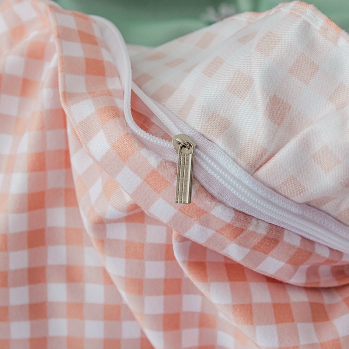 91家纺网 家纺一手货源 找家纺 靓生活 2021新款韩版磨毛四件套 草莓恋人-清新绿