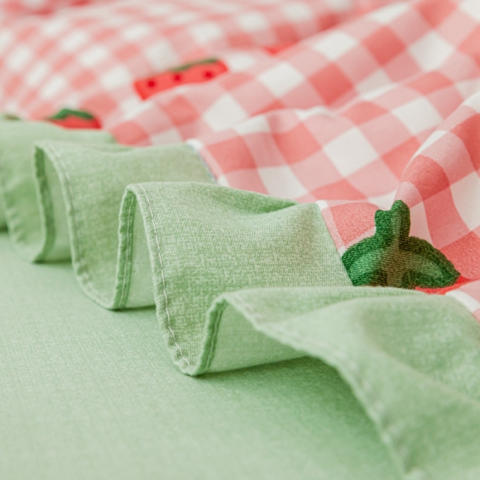 91家纺网 家纺一手货源 找家纺 靓生活 2021新款韩版磨毛四件套 草莓派对-清新粉