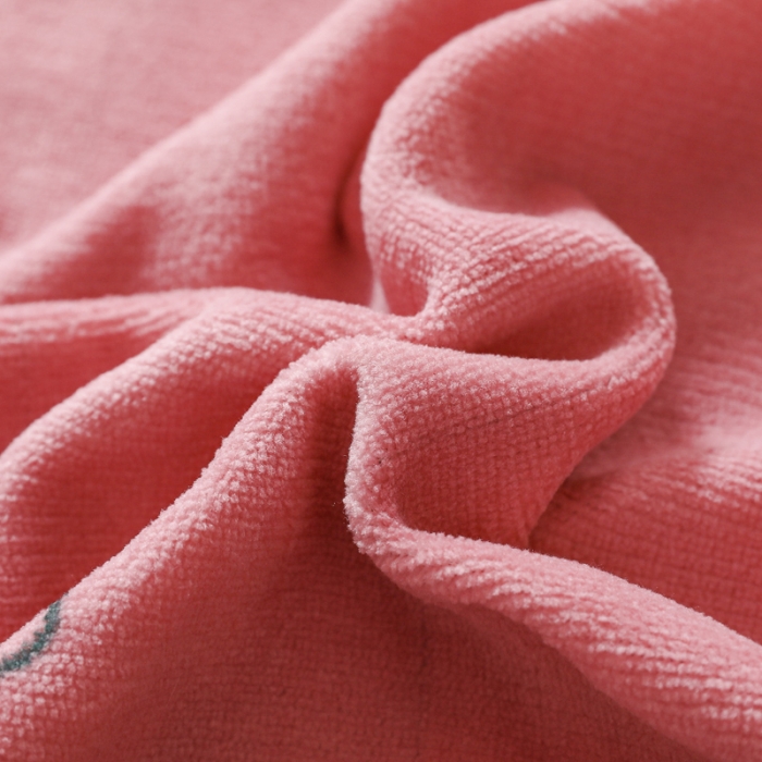 91家纺网 家纺一手货源 找家纺 吉咪兔 2022新款儿童卡通双面绒幼儿园牛奶绒单件被套 爱心草莓