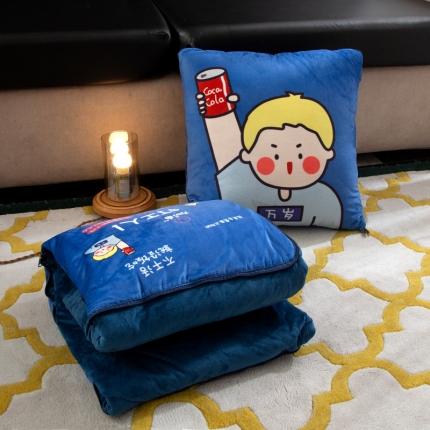 91家纺网 家纺一手货源 找家纺 博笔熊家纺 2022新款水晶绒抱枕被系列一 元气男孩