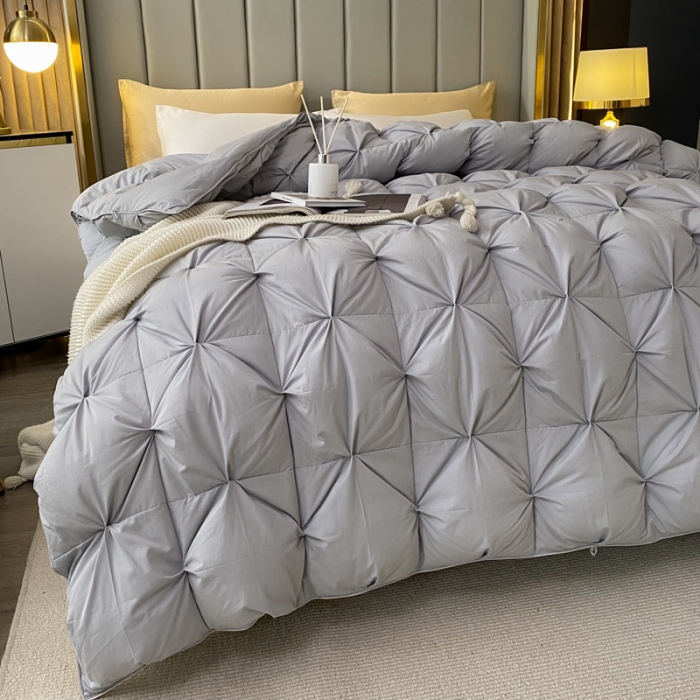 91家纺网 家纺一手货源 找家纺 其乐枕芯 2021新款石墨烯白鹅绒羽绒被 扭花灰