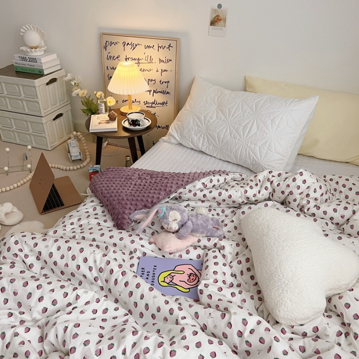 91家纺网 家纺一手货源 找家纺 星期八 2021新韩国超ins进口安抚豆豆冬被子春秋被紫草莓