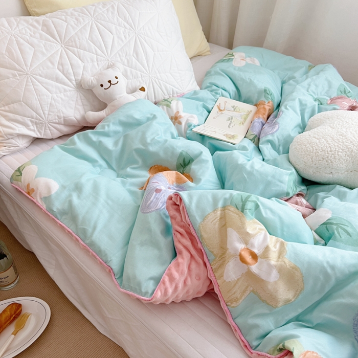 91家纺网 家纺一手货源 找家纺 星期八 2021新韩国超ins进口安抚豆豆冬被子春秋被奶油花