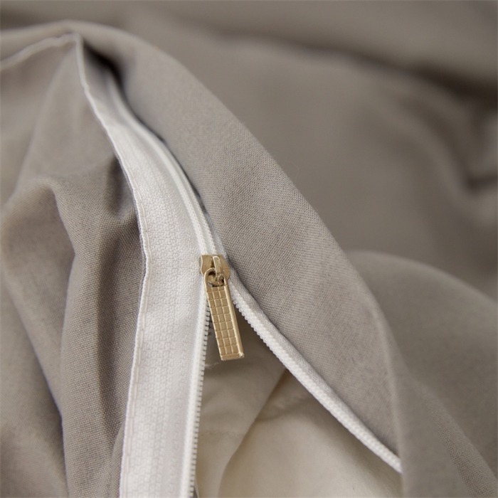 91家纺网 家纺一手货源 找家纺 贝拉梦家纺 2021新款云朵棉亲肤纯色+双拼四件套 浅灰桔