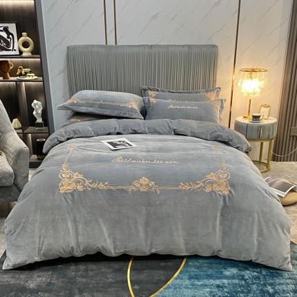 91家纺网 家纺一手货源 找家纺 星尚2021高品质婴儿绒夹棉床盖绣花四件套牛奶法莱绒 贵族灰