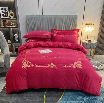 91家纺网 家纺一手货源 找家纺 星尚2021高品质婴儿绒夹棉床盖绣花四件套牛奶法莱绒 中国红