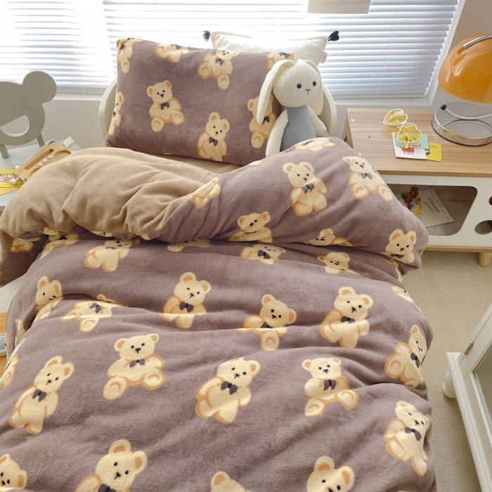 91家纺网 家纺一手货源 找家纺 嗨生活 2021新款加厚牛奶绒被套系列 可可熊-咖