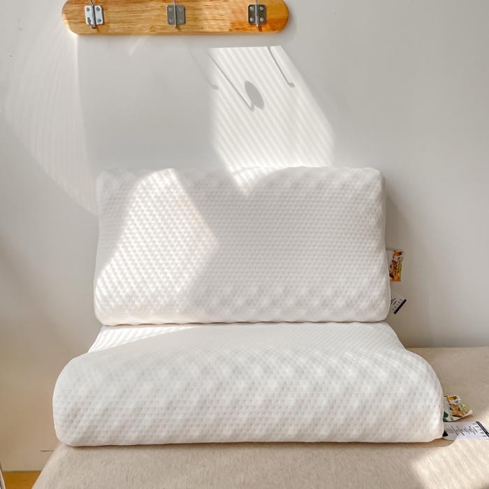 91家纺网 家纺一手货源 找家纺 伟邦枕芯 2021新款织狼牙乳胶枕 白色36*58