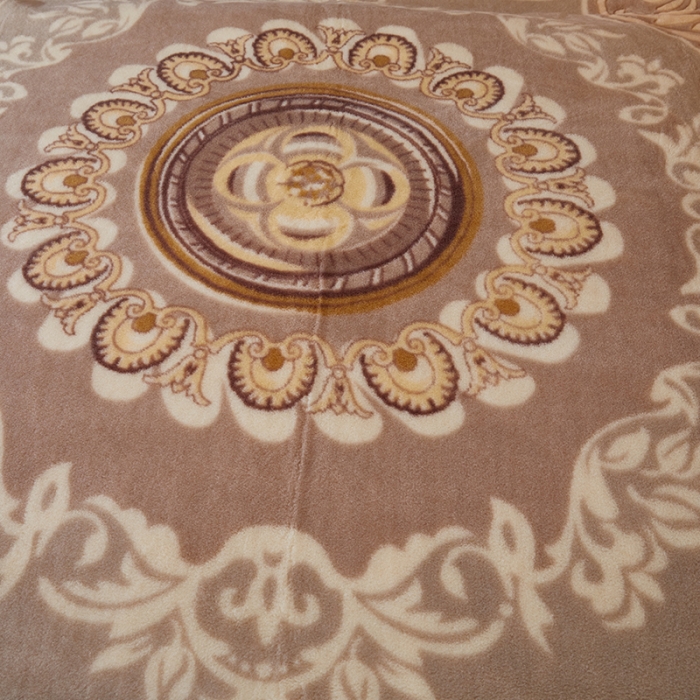 91家纺网 家纺一手货源 找家纺 凯轩毛毛毯毯子单层全羊毛毛毯毯子.纯羊毛毛毯毯子婚庆保暖毛毯毯子大红结婚毛毛毯毯子流金岁月