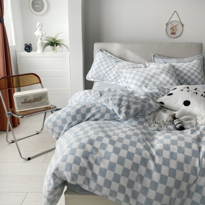 91家纺网 家纺一手货源 找家纺 棉生活2021新款220g牛奶绒ins风绝绝子 兰花茶白格