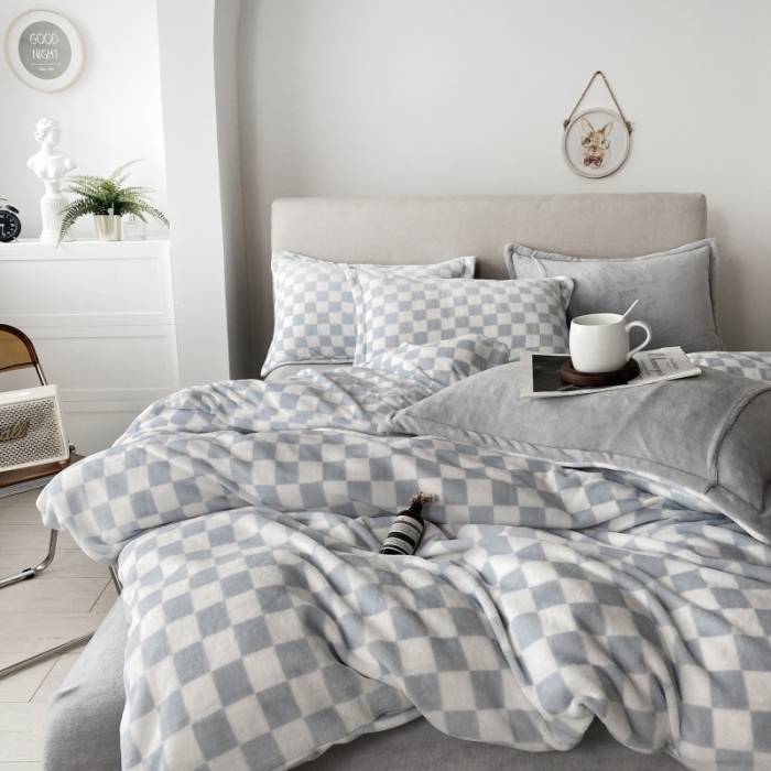 91家纺网 家纺一手货源 找家纺 棉生活2021新款220g牛奶绒ins风绝绝子 兰花茶白格