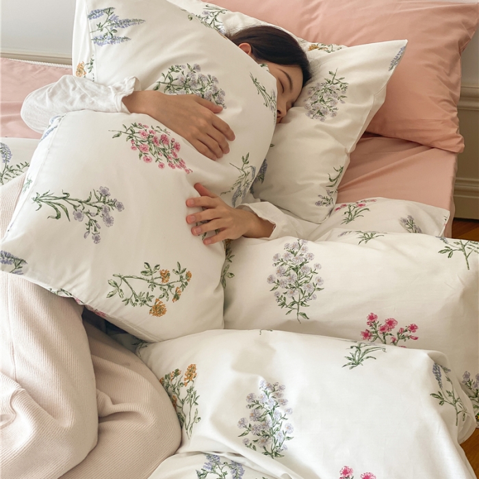 91家纺网 家纺一手货源 找家纺 棉眠 新款A版全棉13070B版13374复古花园四件套 红袖