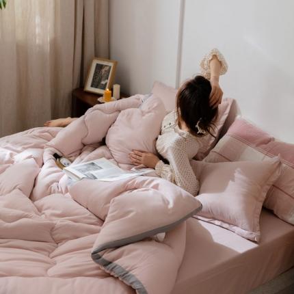 91家纺网 家纺一手货源 找家纺 （总）U被家纺 2022秋冬新款日式立体冬被（韩模图）