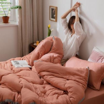 91家纺网 家纺一手货源 找家纺 （总）U被家纺 2022秋冬新款日式立体冬被（韩模图）