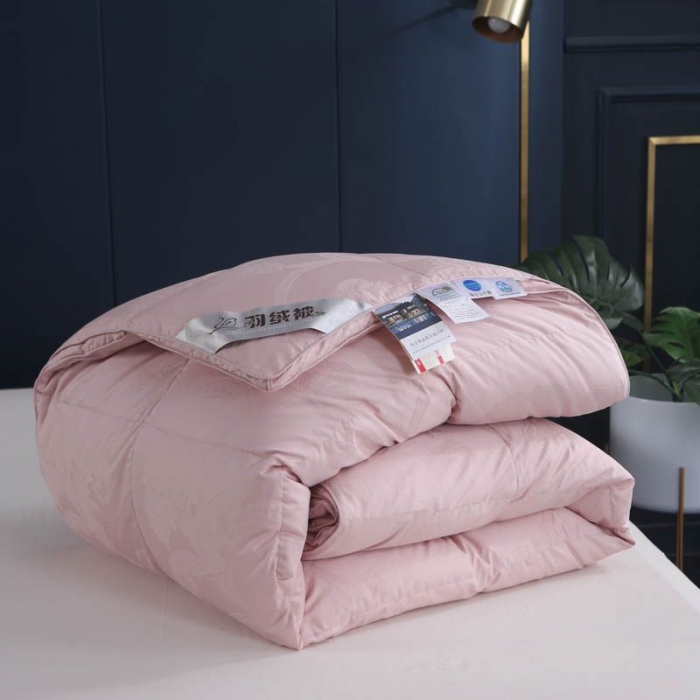 91家纺网 家纺一手货源 找家纺 锦瑞羽绒 2024新款丽莎鹅绒被80支全棉贡缎提花 豆沙