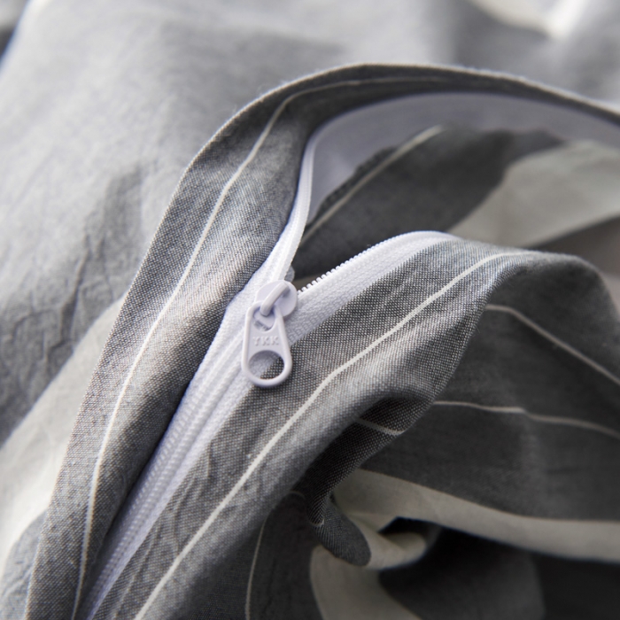 91家纺网 家纺一手货源 找家纺 柠萌家居 2025新款全棉色织水洗棉床品单被套 宽双线-灰白条