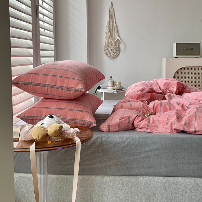 91家纺网 家纺一手货源 找家纺 柠萌家居 2021新款全棉色织水洗棉床品四件套 粉灰格