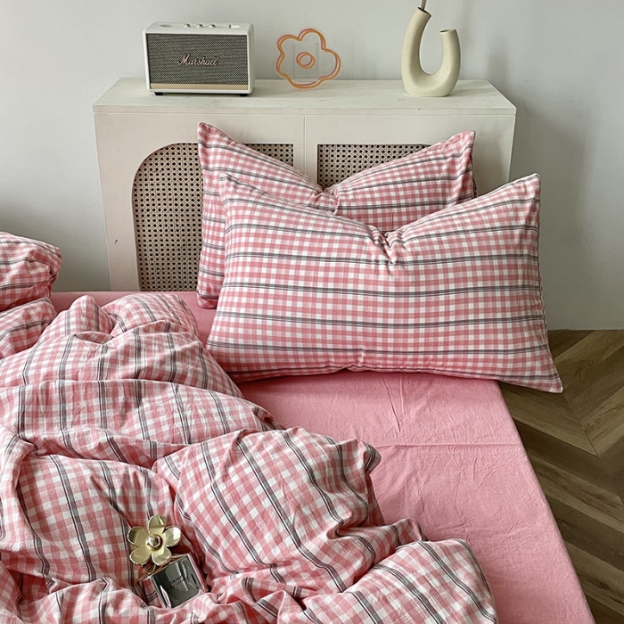 91家纺网 家纺一手货源 找家纺 柠萌家居 2021新款全棉色织水洗棉床品四件套 粉灰小格