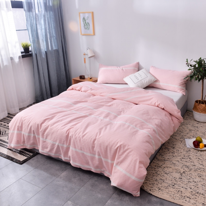 91家纺网 家纺一手货源 找家纺 柠萌家居 2021新款全棉色织水洗棉床品四件套 宽双线-粉白条