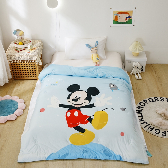 91家纺网 家纺一手货源 找家纺 小芽家居 迪士尼牛奶丝抗菌防螨被 米奇蓝