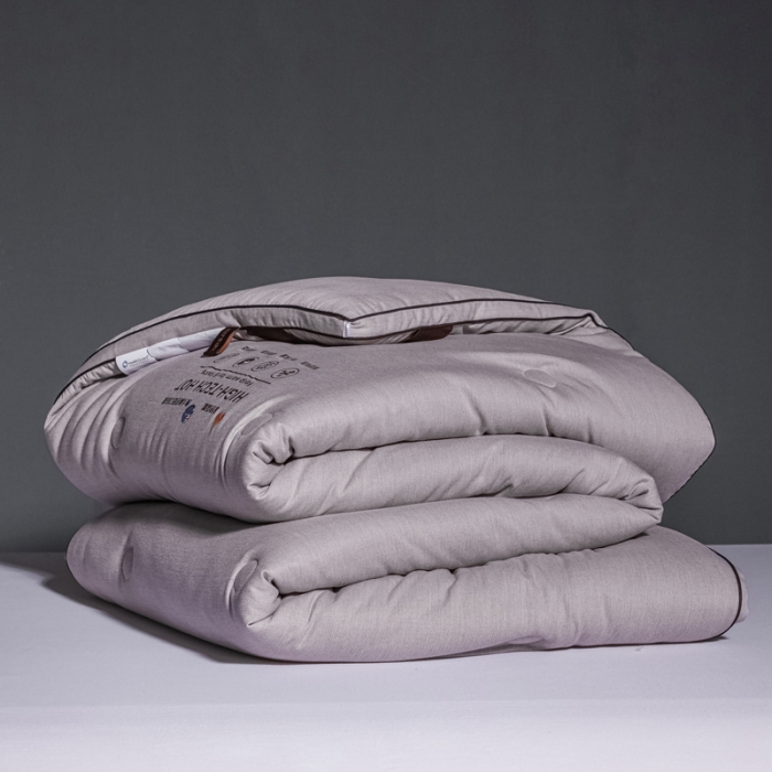 91家纺网 家纺一手货源 找家纺 （总）榻尚 2021新款小太阳火山岩发热小黑被