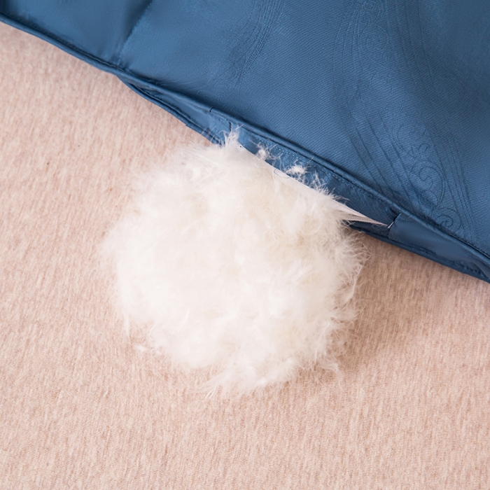 91家纺网 家纺一手货源 找家纺 俏企鹅 2025新款全棉大提花被子被芯-苏绣款 蓝色