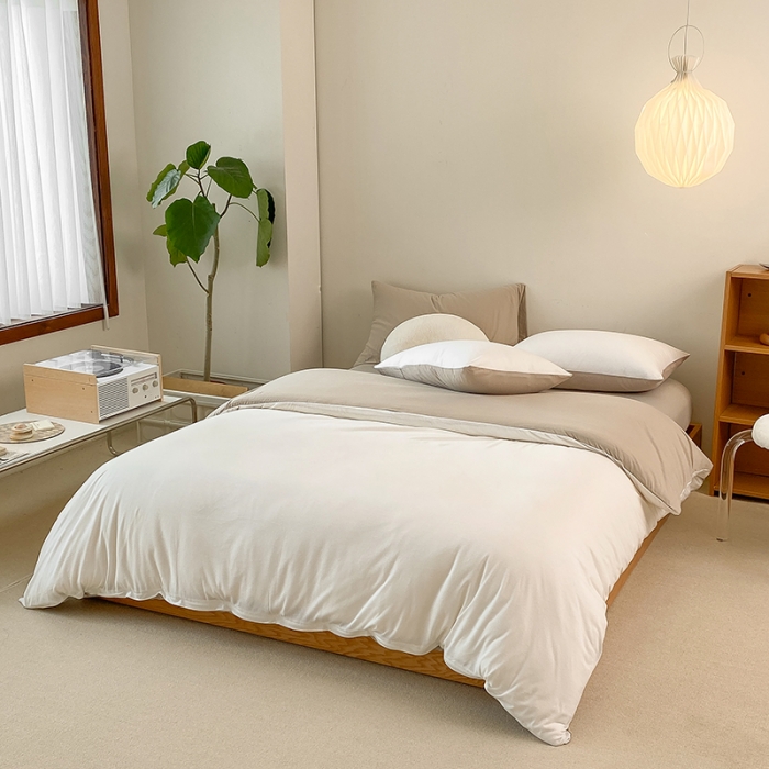 91家纺网 家纺一手货源 找家纺 华超针织 2021新款全棉天竺棉纯色双拼四件套 白色拼杏色