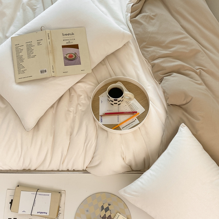 91家纺网 家纺一手货源 找家纺 华超针织 2021新款全棉天竺棉纯色双拼四件套 白色拼杏色