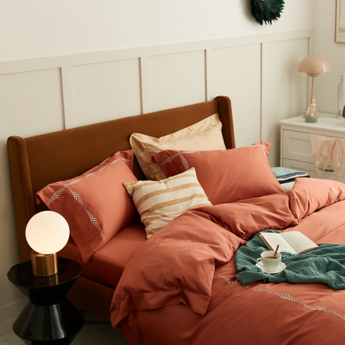 91家纺网 家纺一手货源 找家纺 涞澳家纺 2021新款50支全棉绣花四件套 似锦-橙