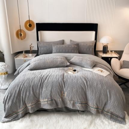 91家纺网 家纺一手货源 找家纺 （总）博纳 2021新款200g牛奶绒四件套系列