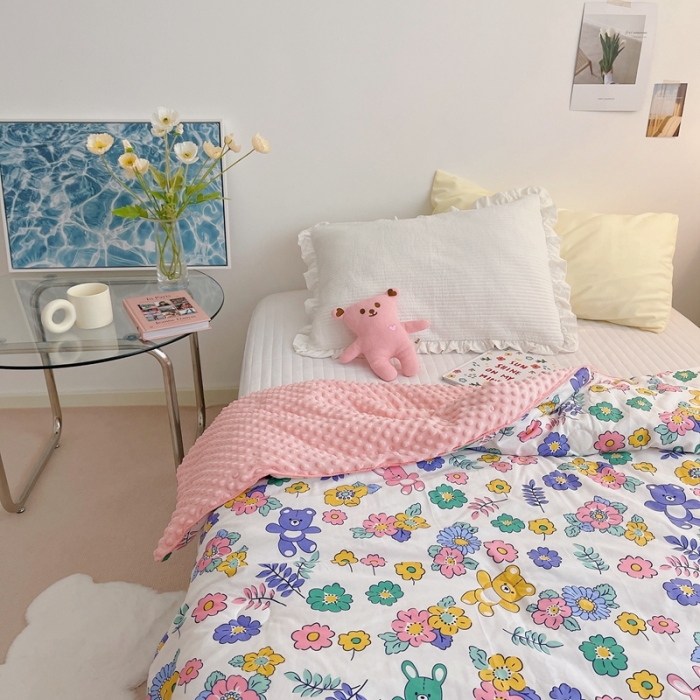 91家纺网 家纺一手货源 找家纺 星期八2021新款豆豆被冬被 快乐小兔