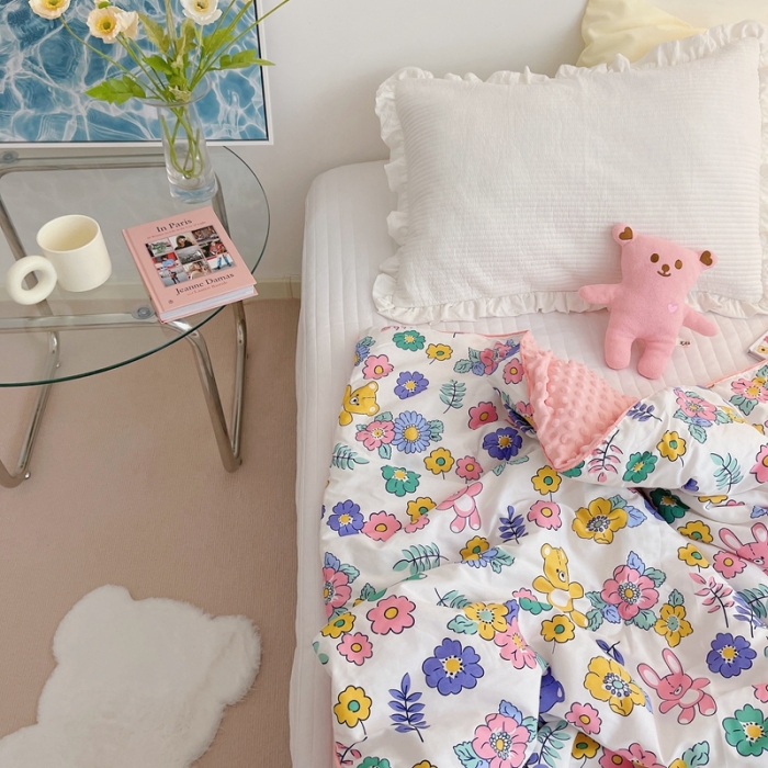 91家纺网 家纺一手货源 找家纺 星期八2021新款豆豆被冬被 快乐小兔