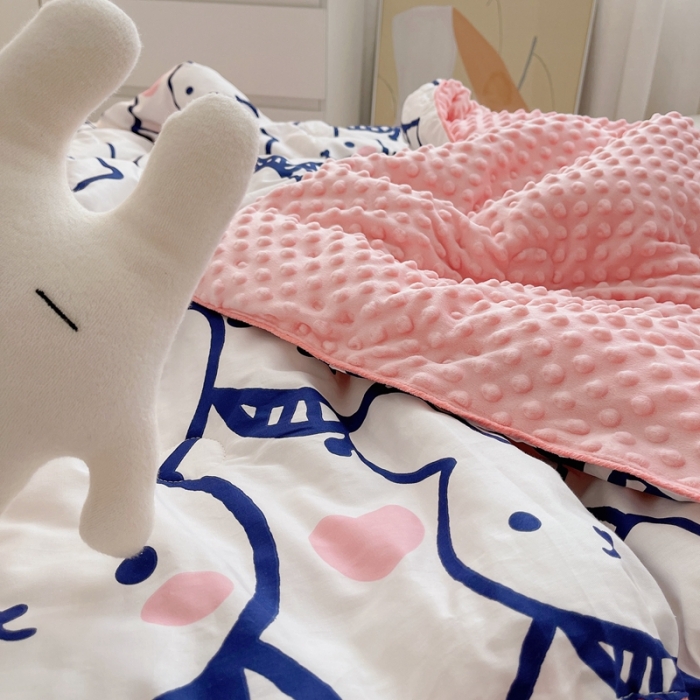 91家纺网 家纺一手货源 找家纺 星期八2021新款豆豆被冬被 兔兔帮