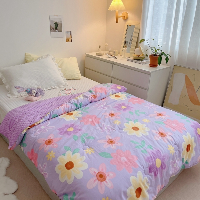 91家纺网 家纺一手货源 找家纺 星期八2021新款豆豆被冬被 紫色花