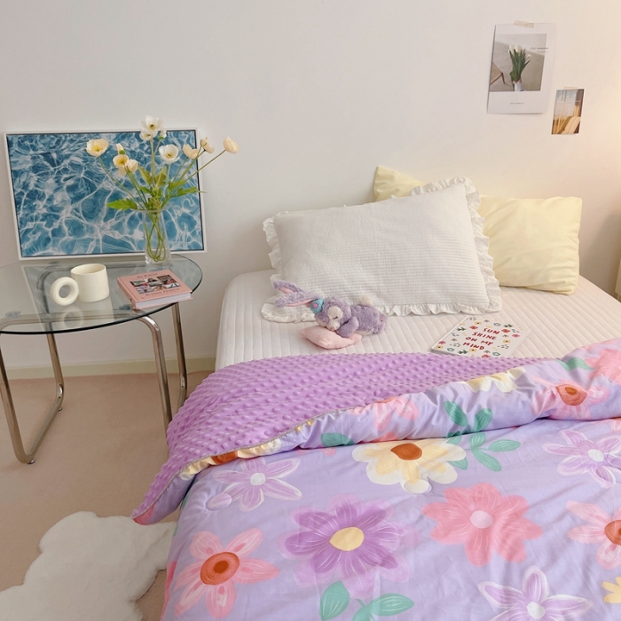 91家纺网 家纺一手货源 找家纺 星期八2021新款豆豆被冬被 紫色花