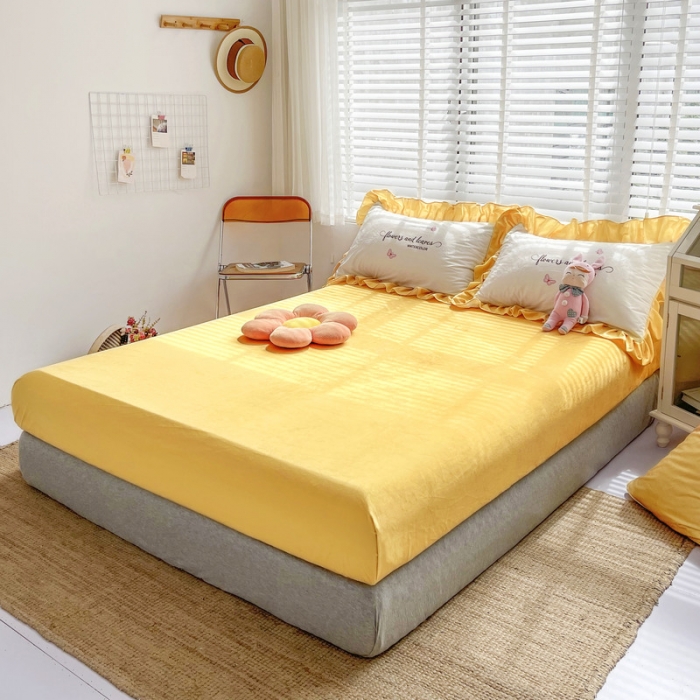 91家纺网 家纺一手货源 找家纺 卓尔居 2022新款220克婴儿绒花边款四件套 花韵