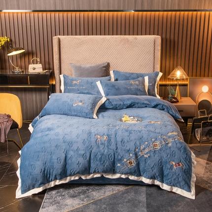 91家纺网 家纺一手货源 找家纺 （总）莎臣豹 2025新款德芙绒压花刺绣工艺款四件套-马德里