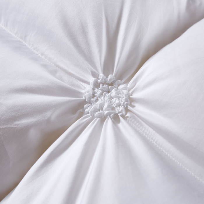 91家纺网 家纺一手货源 找家纺 锦瑞羽绒 2021新款90绒秋冬揪花被 白