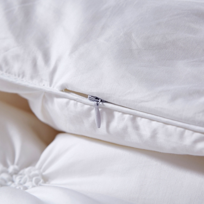 91家纺网 家纺一手货源 找家纺 锦瑞羽绒 2021新款90绒秋冬揪花被 白