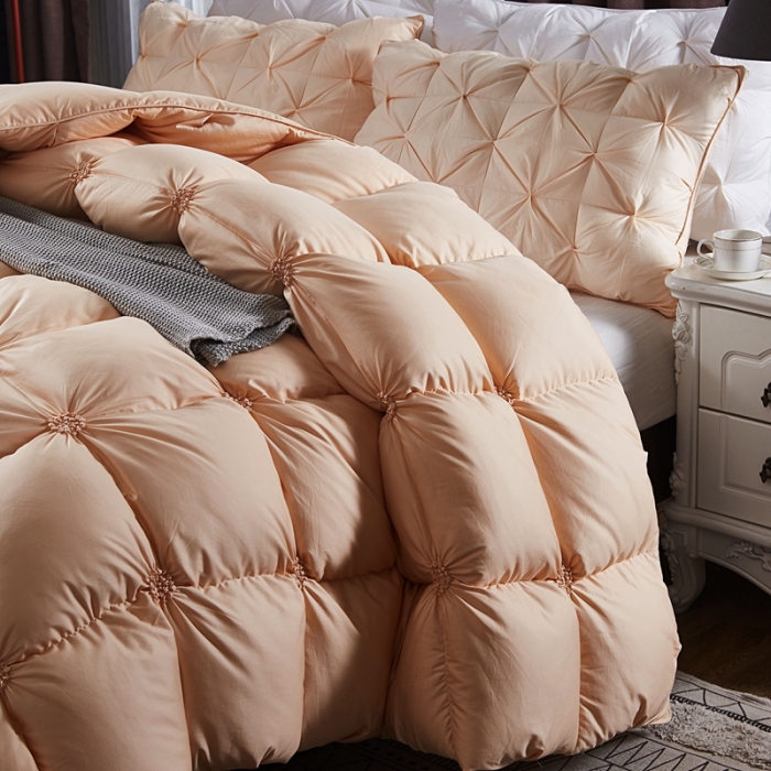 91家纺网 家纺一手货源 找家纺 锦瑞羽绒 2021新款90绒秋冬揪花被 金