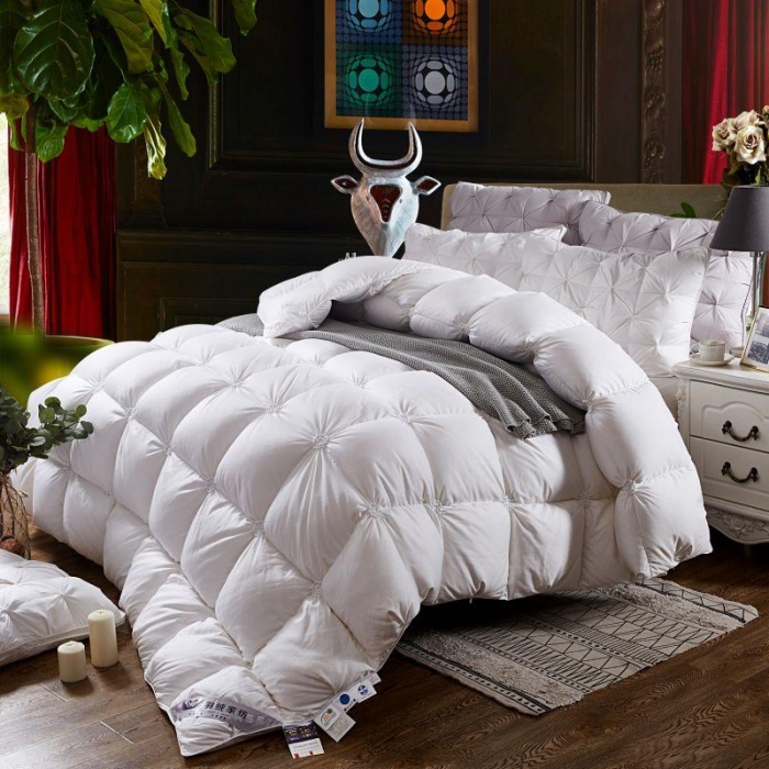 91家纺网 家纺一手货源 找家纺 锦瑞羽绒 2021新款羽绒被鹅绒被秋冬揪花被 白