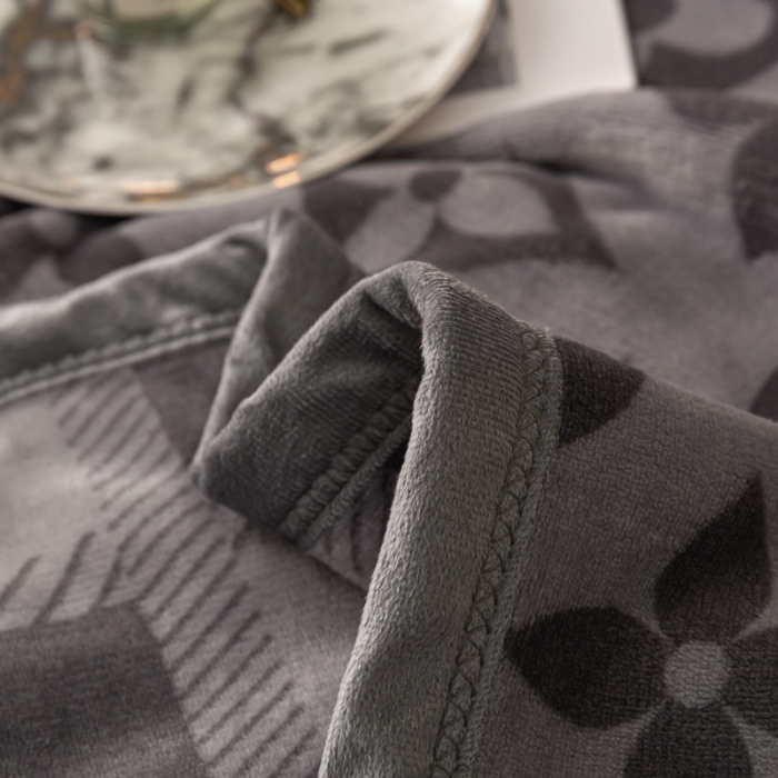 91家纺网 家纺一手货源 找家纺 卡奥AB版加厚复合云毯法莱绒毛毯空调休闲毯沙发盖毯星洛-灰