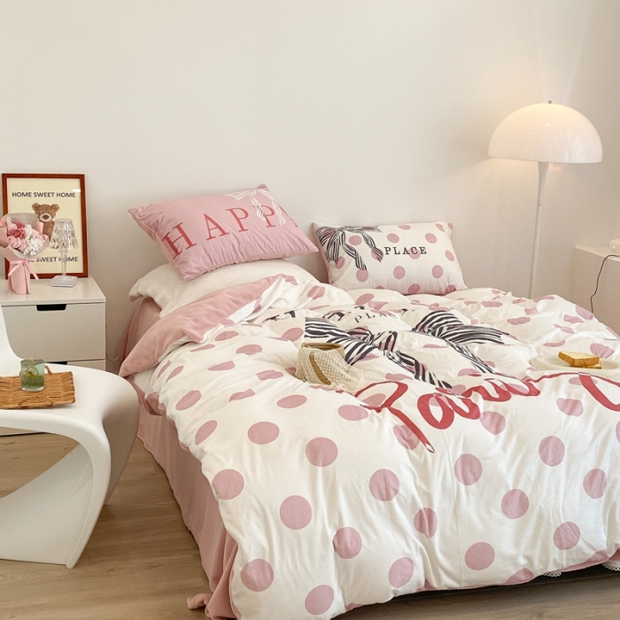 91家纺网 家纺一手货源 找家纺 昔可家纺 2021新款大版宝宝牛奶绒四件套 粉波点蝴蝶结