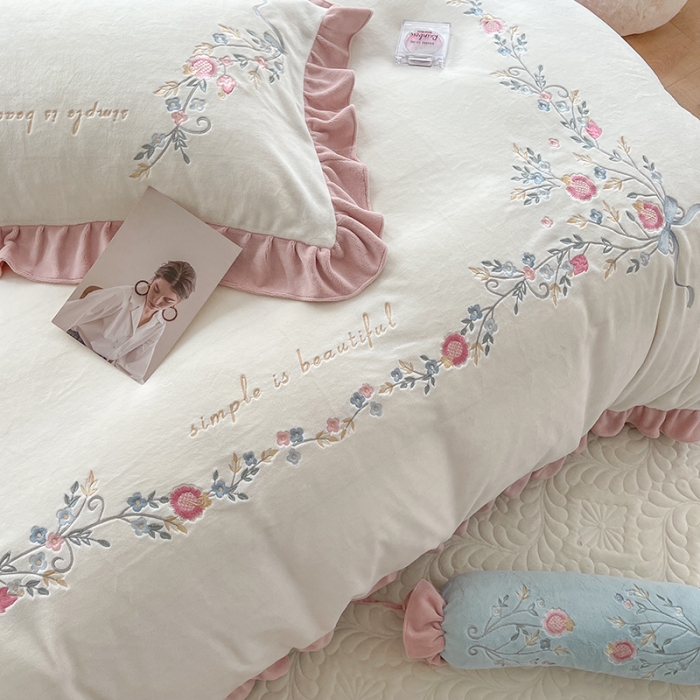 91家纺网 家纺一手货源 找家纺 （总）馨蕊 2021秋冬轻奢煦暖绒刺绣四件套朝花夕拾