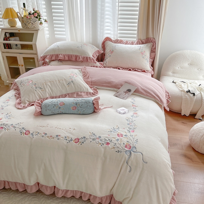 91家纺网 家纺一手货源 找家纺 （总）馨蕊 2021秋冬轻奢煦暖绒刺绣四件套朝花夕拾