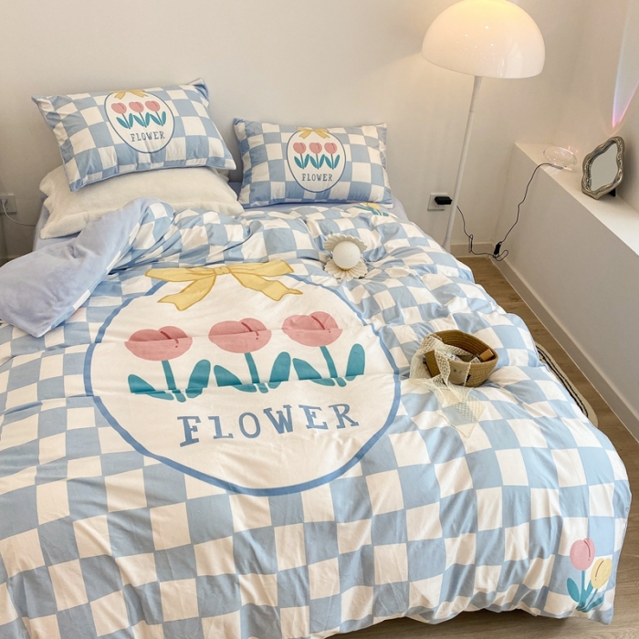 91家纺网 家纺一手货源 找家纺 昔可家纺 2021新款大版宝宝牛奶绒四件套 棋盘格花花