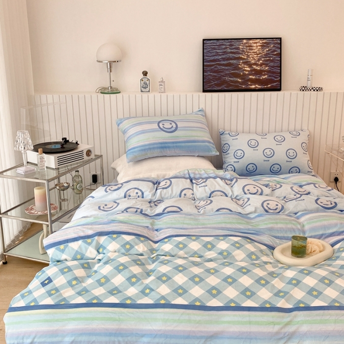 91家纺网 家纺一手货源 找家纺 昔可家纺 2021新款大版宝宝牛奶绒四件套 银河笑脸